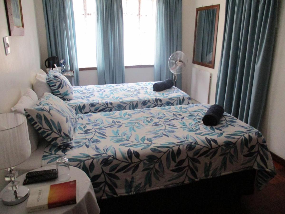 White Rose Guest House Vanderbijlpark Eksteriør billede
